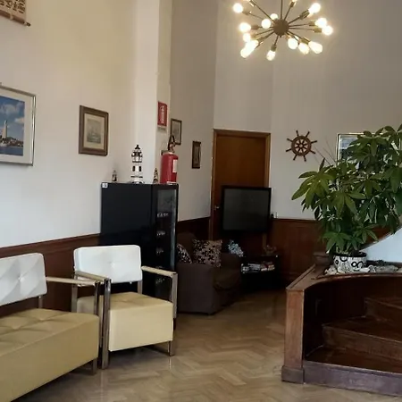 L'approdo Hotel 3*