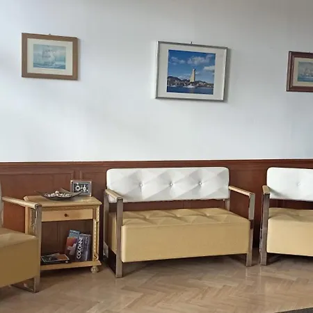 酒店 阿普罗多酒店 布林迪西