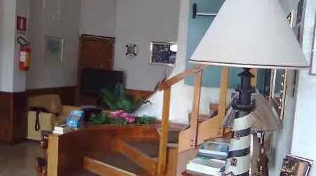 阿普罗多酒店 酒店