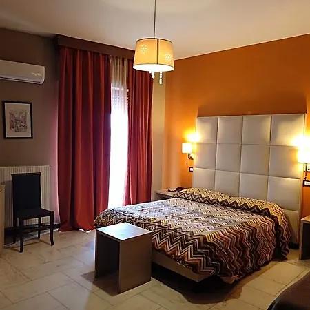 L'approdo 3* Μπρίντιζι