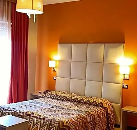Ξενοδοχείο L'approdo 3*