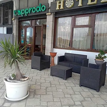 L'approdo 3* Μπρίντιζι