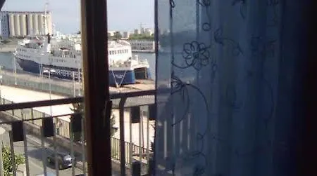 L'approdo Μπρίντιζι